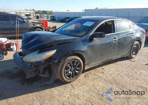 2018 Nissan Altima 2.5 S z USA, uszkodzony, nr VIN 1N4AL3AP0JC207907